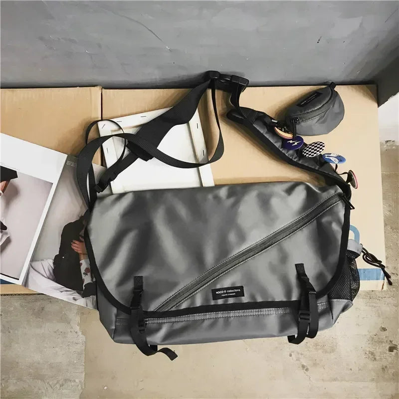 Nylon Retro Messenger Bag – Unisex Campus Shoulder Bag for Outdoor Use